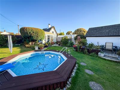 OCTAGONAL SWIMMING POOL